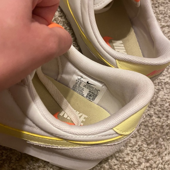 Nike waffle shoes - Picture 2 of 6